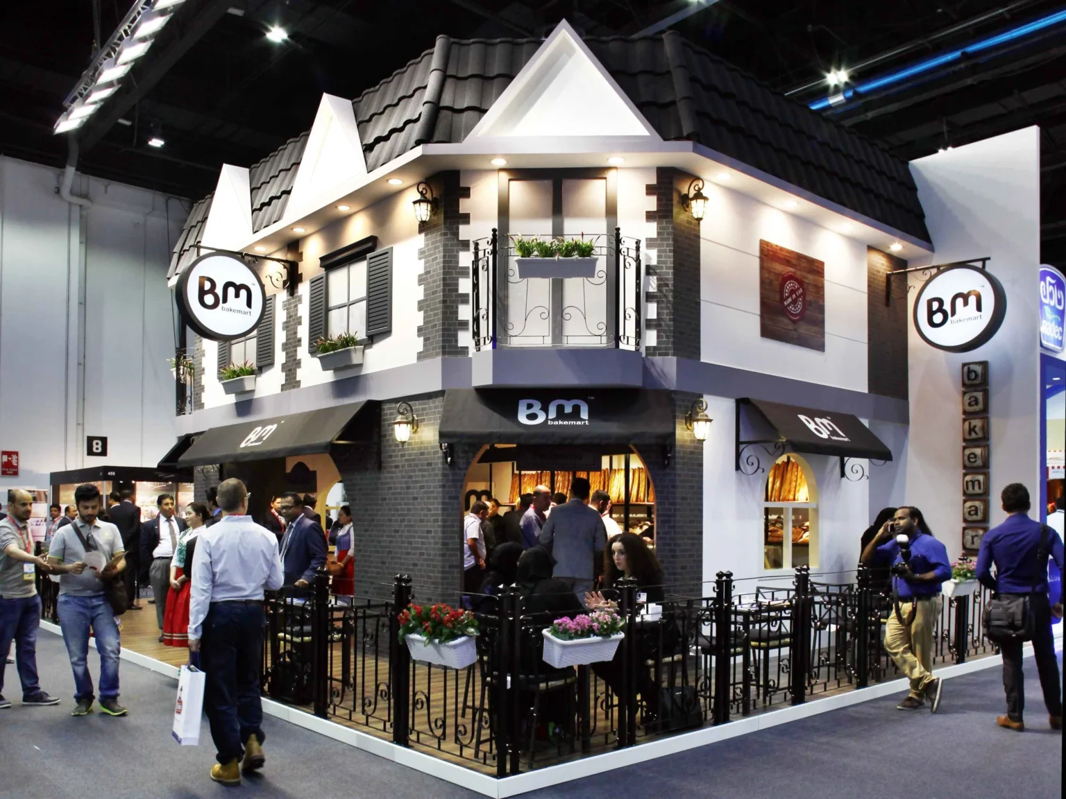 Image gallery marquee