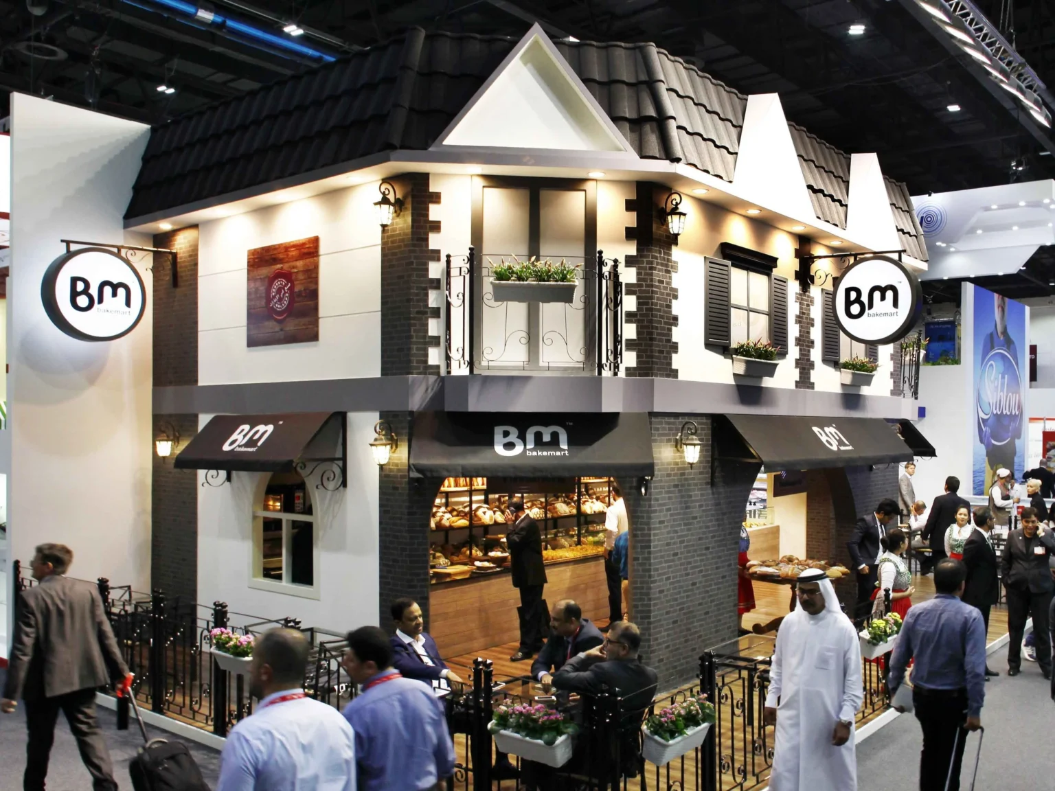 Image gallery marquee